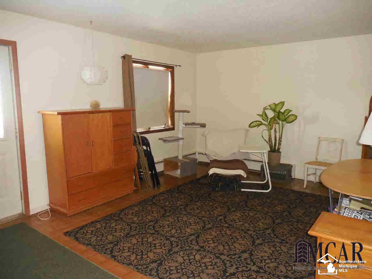654 First Street Dundee, MI 48131 - Photo 16 of 16 21265545-15.JPG