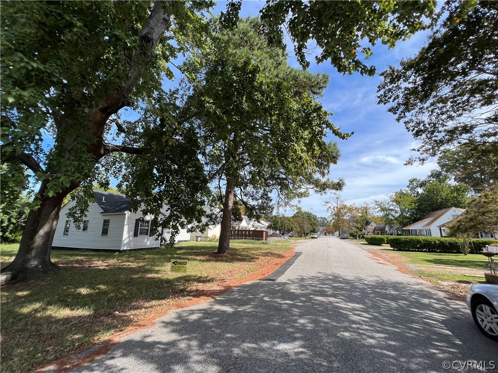 17 Henry Street Hampton, VA 23669 - Photo 6 of 7 Gallery Image 6