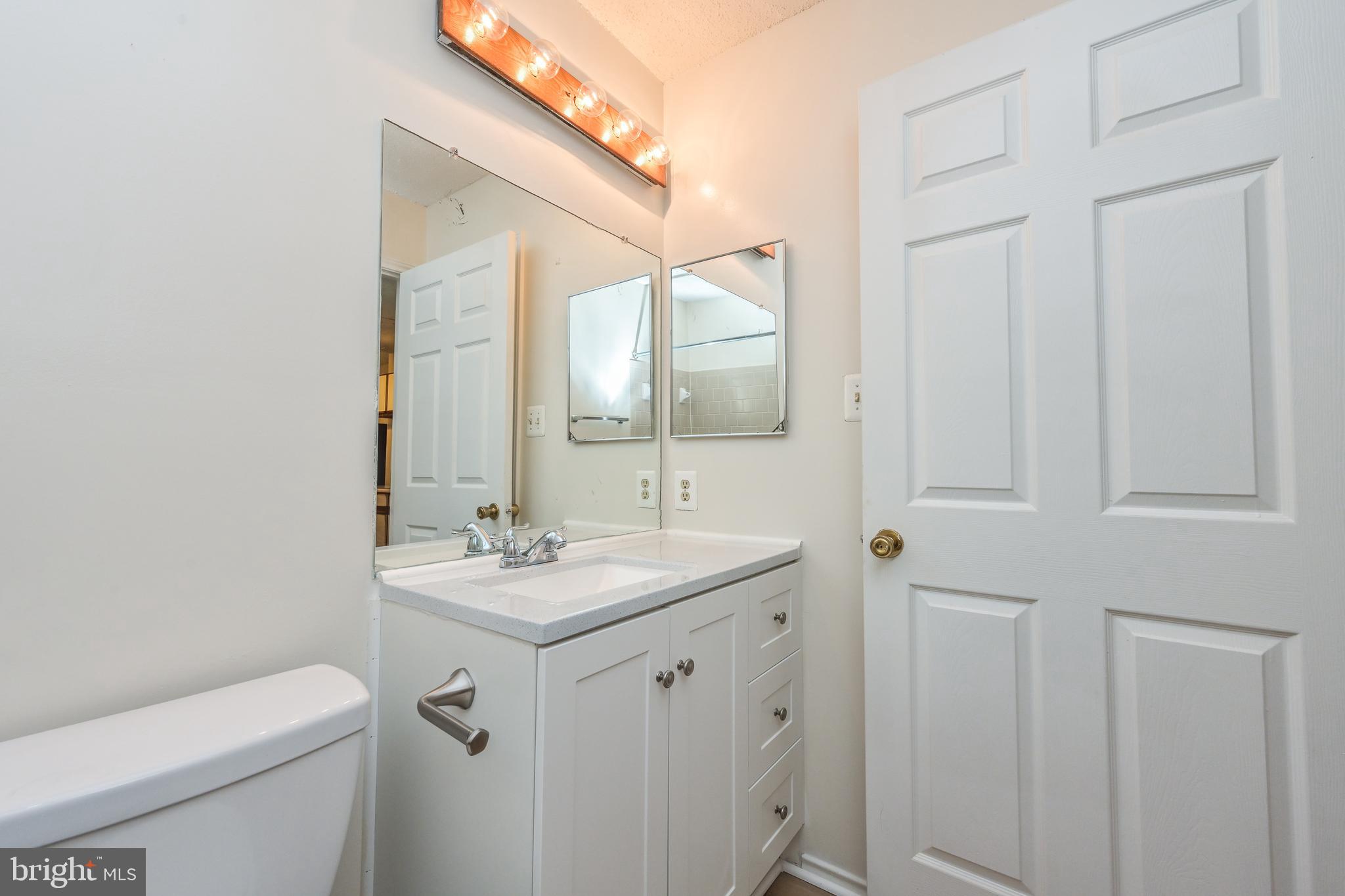 21023 Timber Ridge Terrace, Unit 102 Ashburn, VA 20147 - Photo 12 of 26