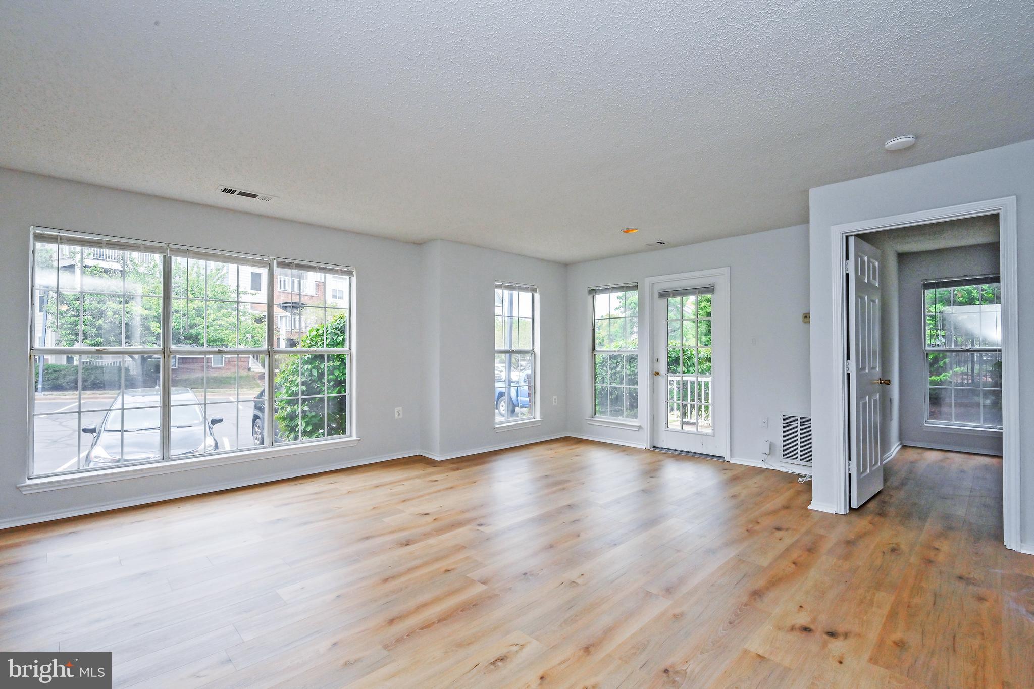 21023 Timber Ridge Terrace, Unit 102 Ashburn, VA 20147 - Photo 2 of 26
