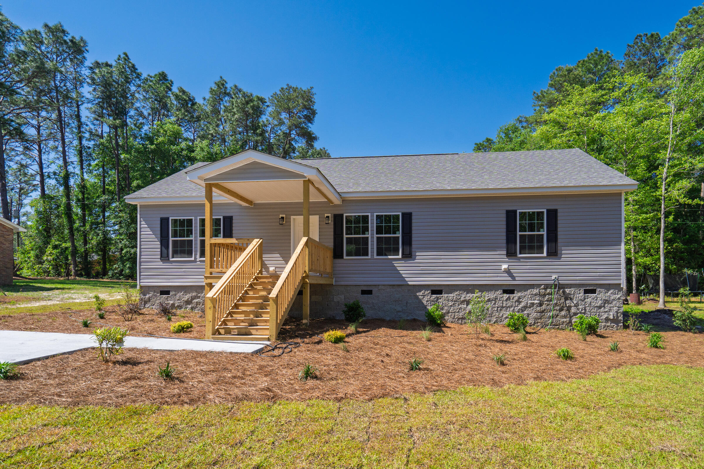183 Waverly Road Walterboro, SC 29488 - Photo 1 of 28 DSC01538