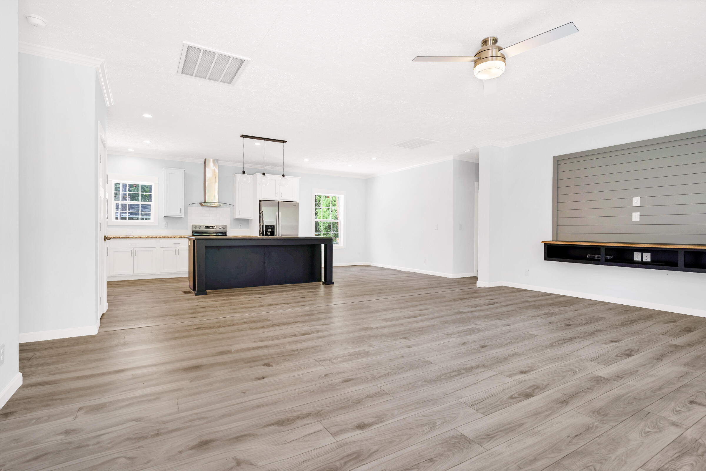 183 Waverly Road Walterboro, SC 29488 - Photo 4 of 28 DSC01432 (1)