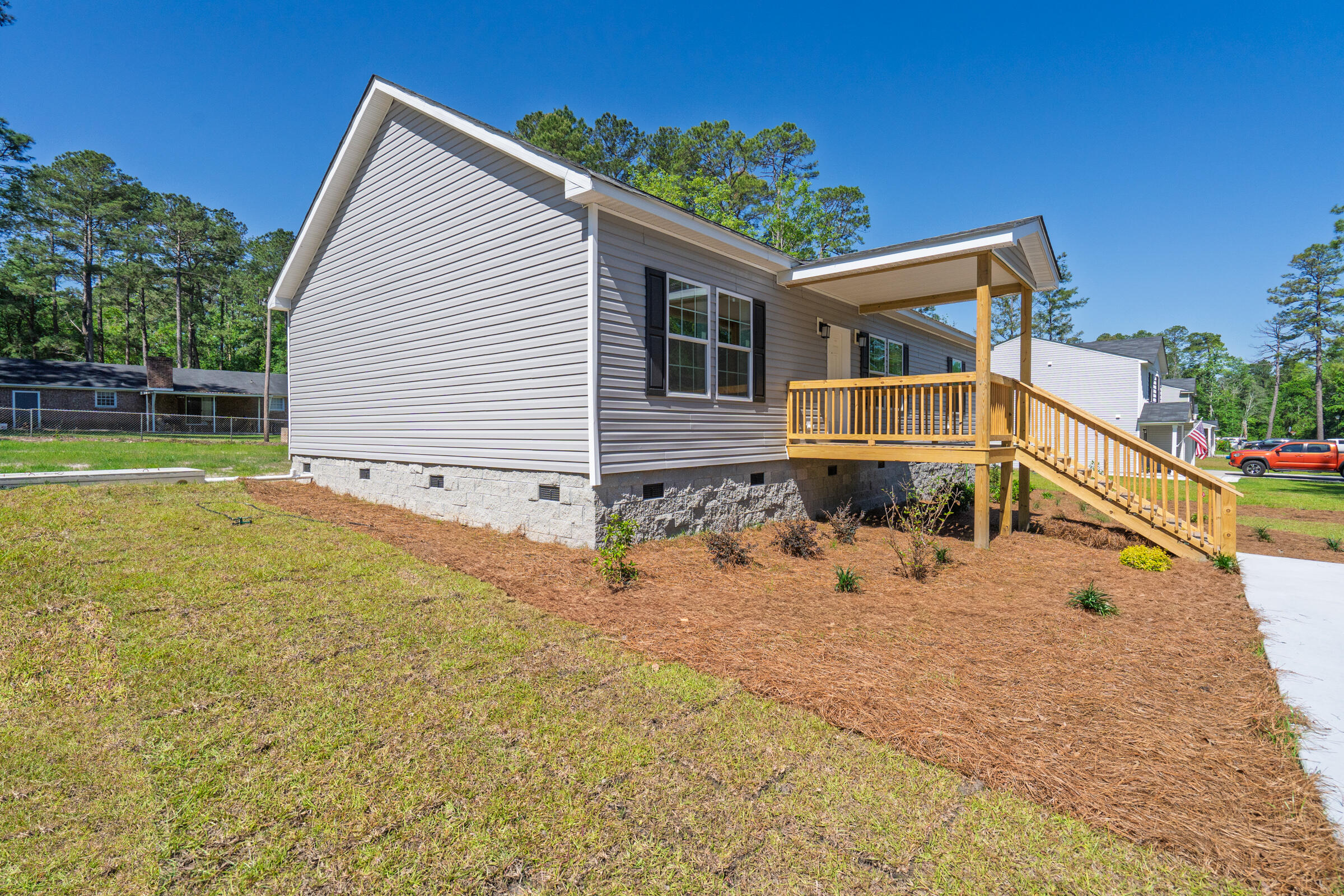 183 Waverly Road Walterboro, SC 29488 - Photo 9 of 28 DSC01545