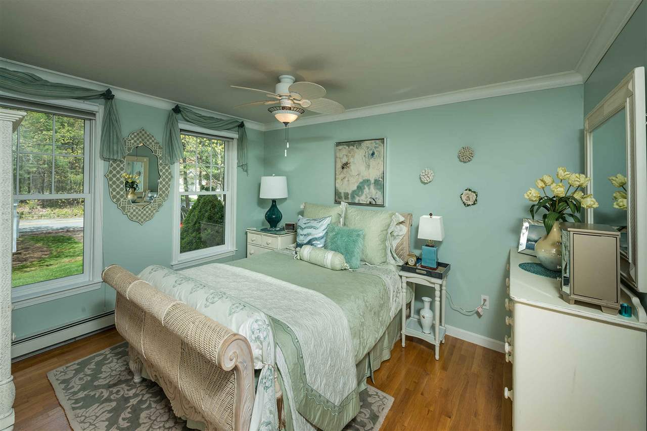 151 Shore Road York, ME 03902 - Photo 12 of 21 Gallery Image 12