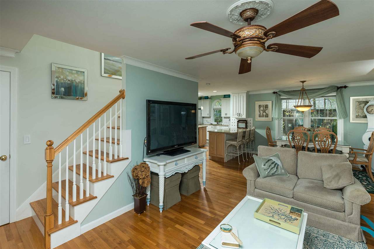151 Shore Road York, ME 03902 - Photo 14 of 21 Gallery Image 14