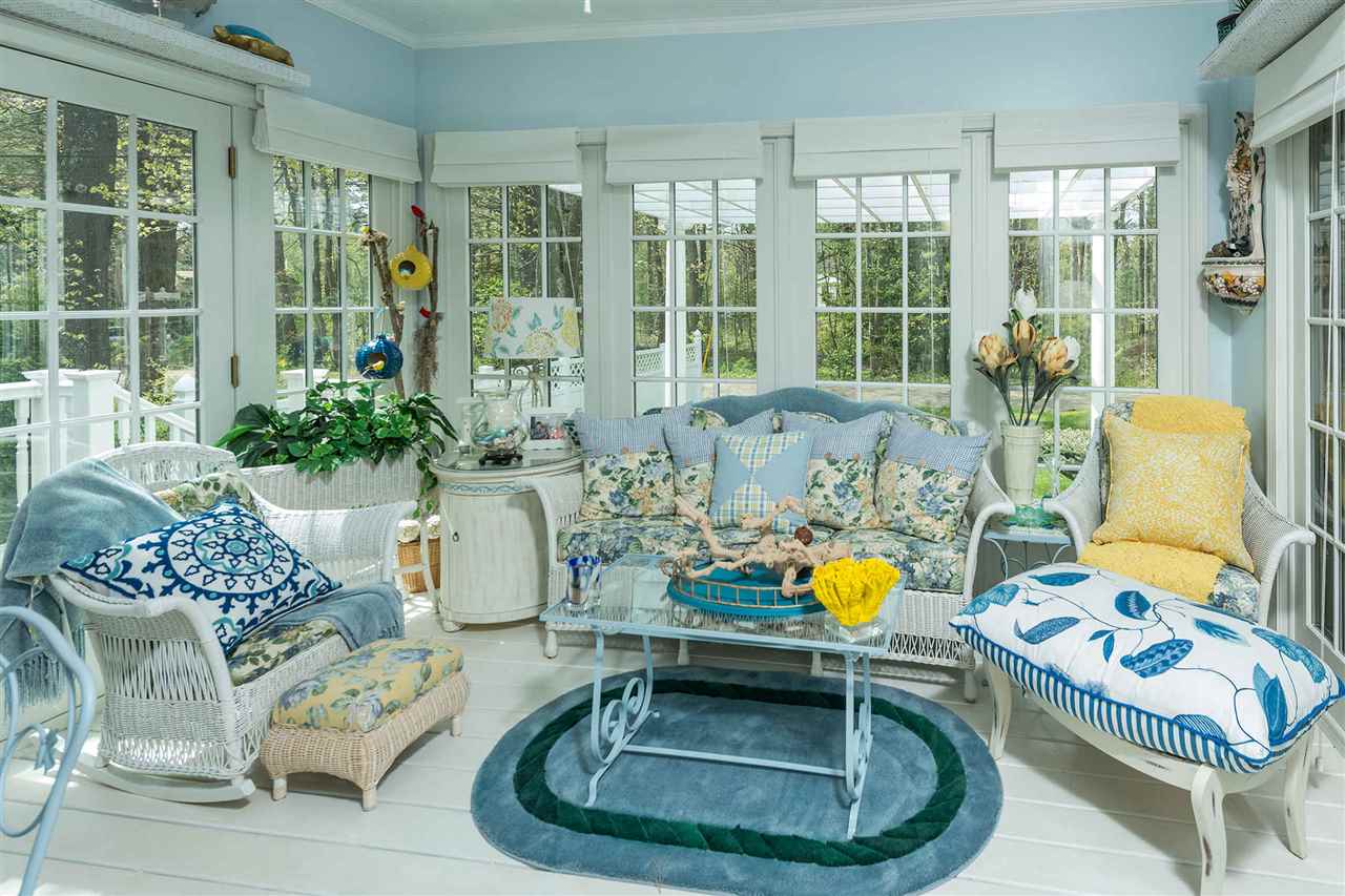 151 Shore Road York, ME 03902 - Photo 10 of 21 Gallery Image 10