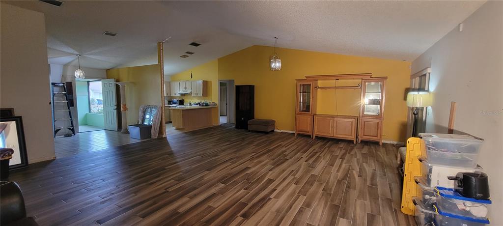 4015 Bianca Street Sebring, FL 33872 - Photo 3 of 25