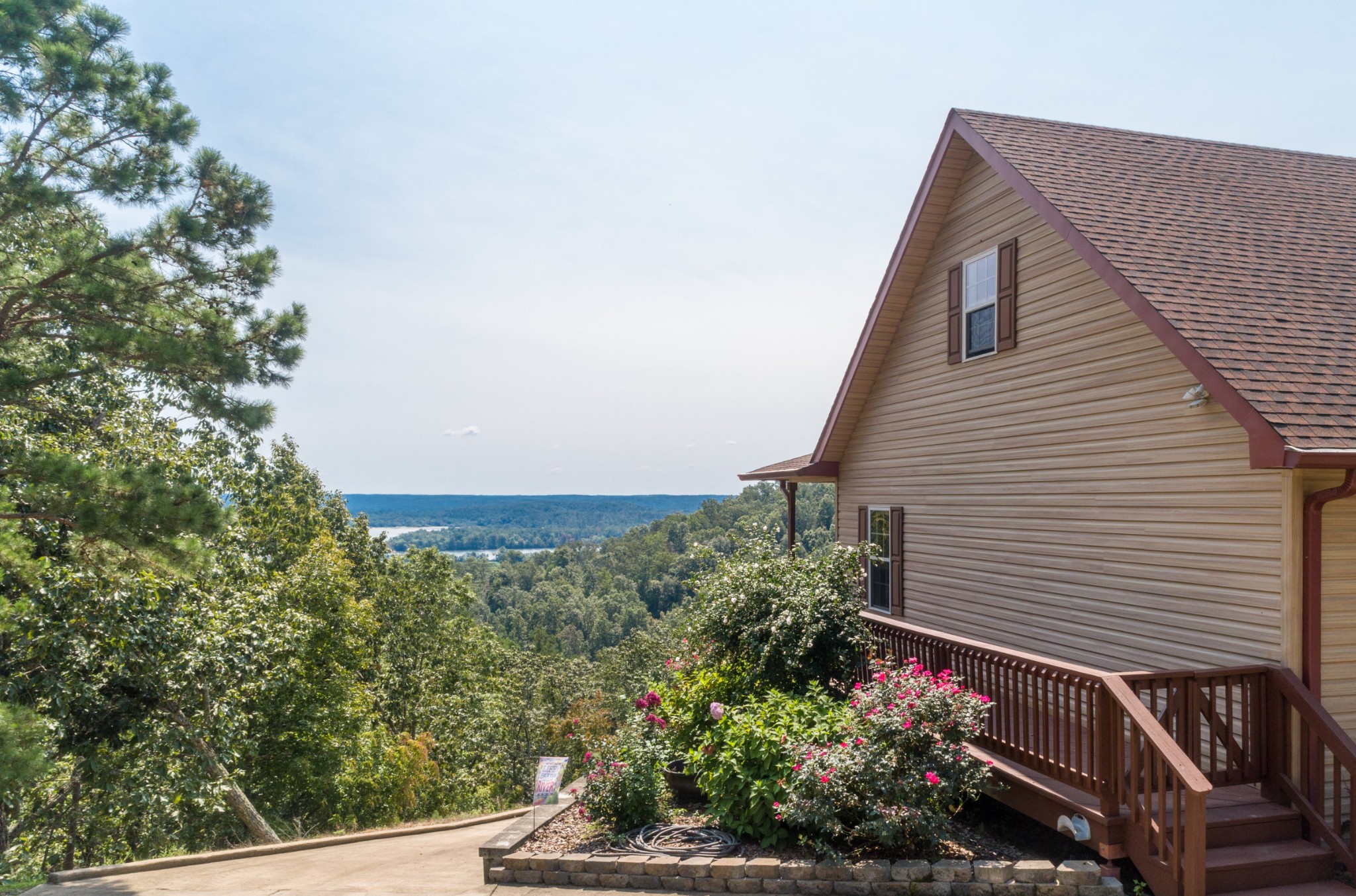 1884 Ridgeway Drive Sugar Tree, TN 38380 - Photo 3 of 50 Gallery Image 3
