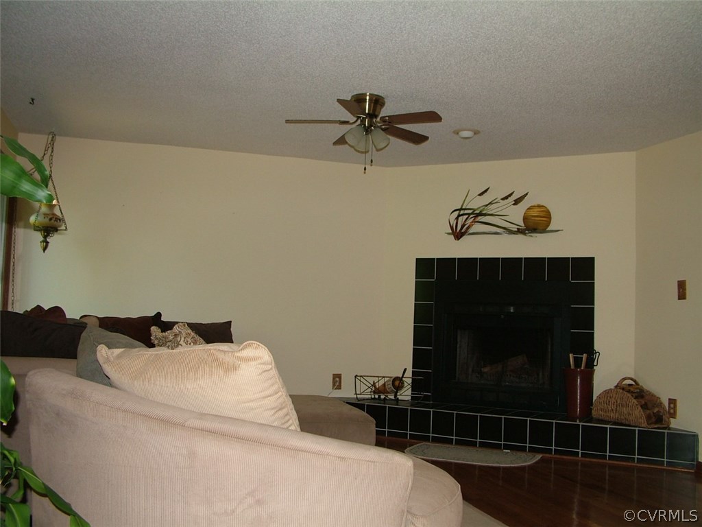 5721 Long Cove Road Midlothian, VA 23112 - Photo 23 of 42 a bedroom with a bed and a television