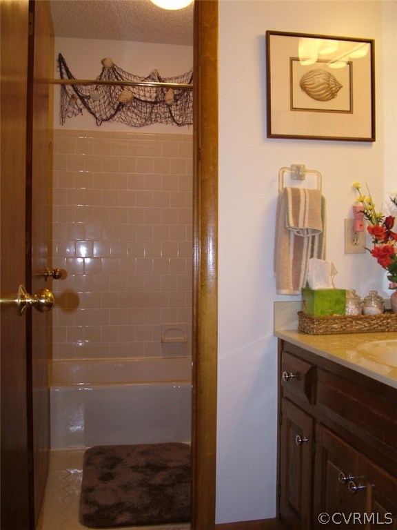 5721 Long Cove Road Midlothian, VA 23112 - Photo 35 of 42 a bathroom with a shower and a sink