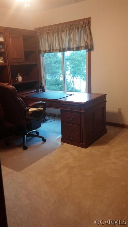 5721 Long Cove Road Midlothian, VA 23112 - Photo 38 of 42 a room with a bed and a large window