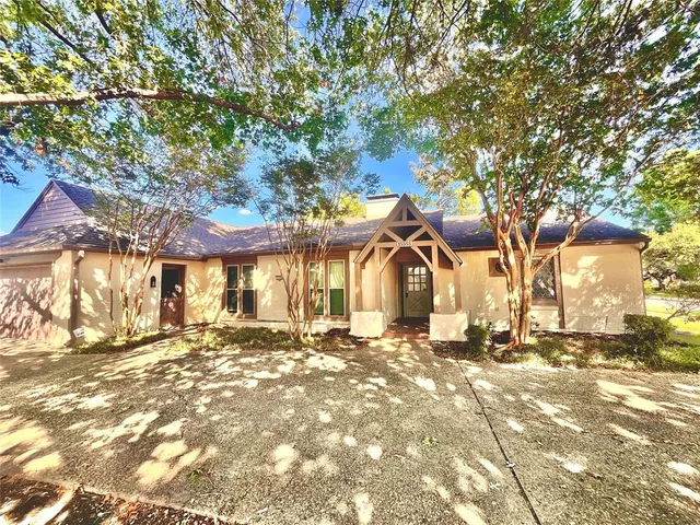 a view of a large building with a outdoor space