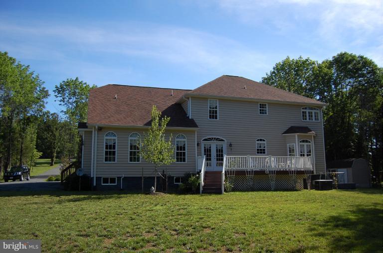 5621 Old Bust Head Road Broad Run, VA 20137 - Photo 29 of 30 Exterior (Rear)