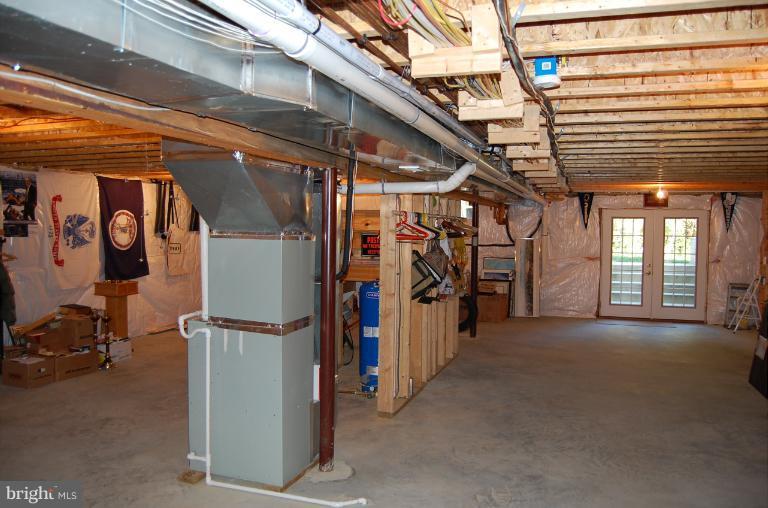 5621 Old Bust Head Road Broad Run, VA 20137 - Photo 7 of 30 Basement