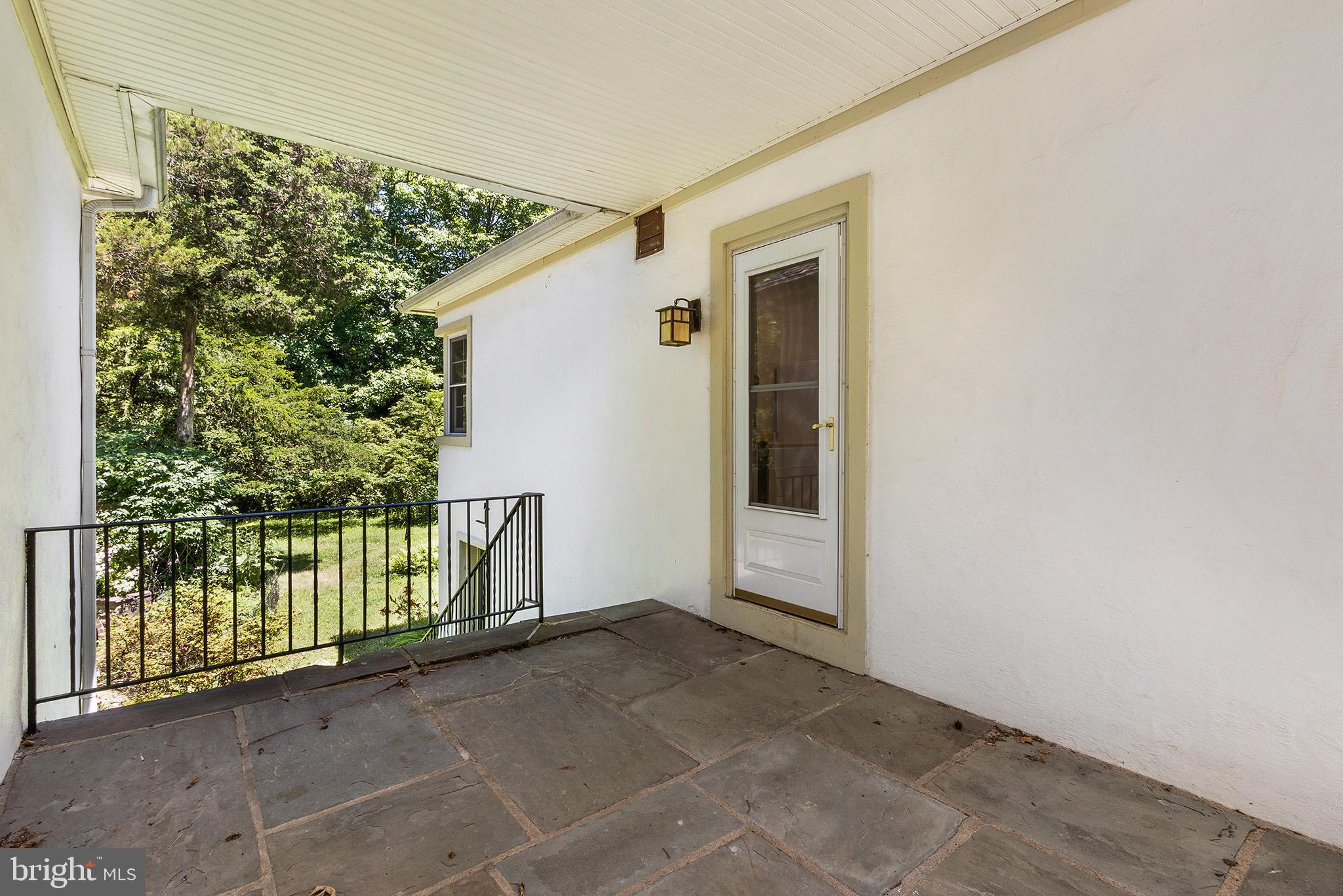 912 Rydal Road Jenkintown, PA 19046 - Photo 18 of 33 Guest House Entry