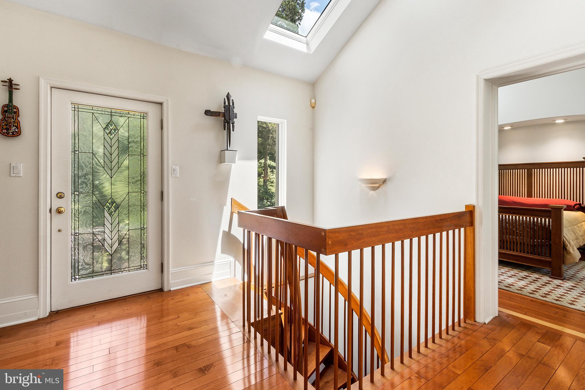 912 Rydal Road Jenkintown, PA 19046 - Photo 3 of 33