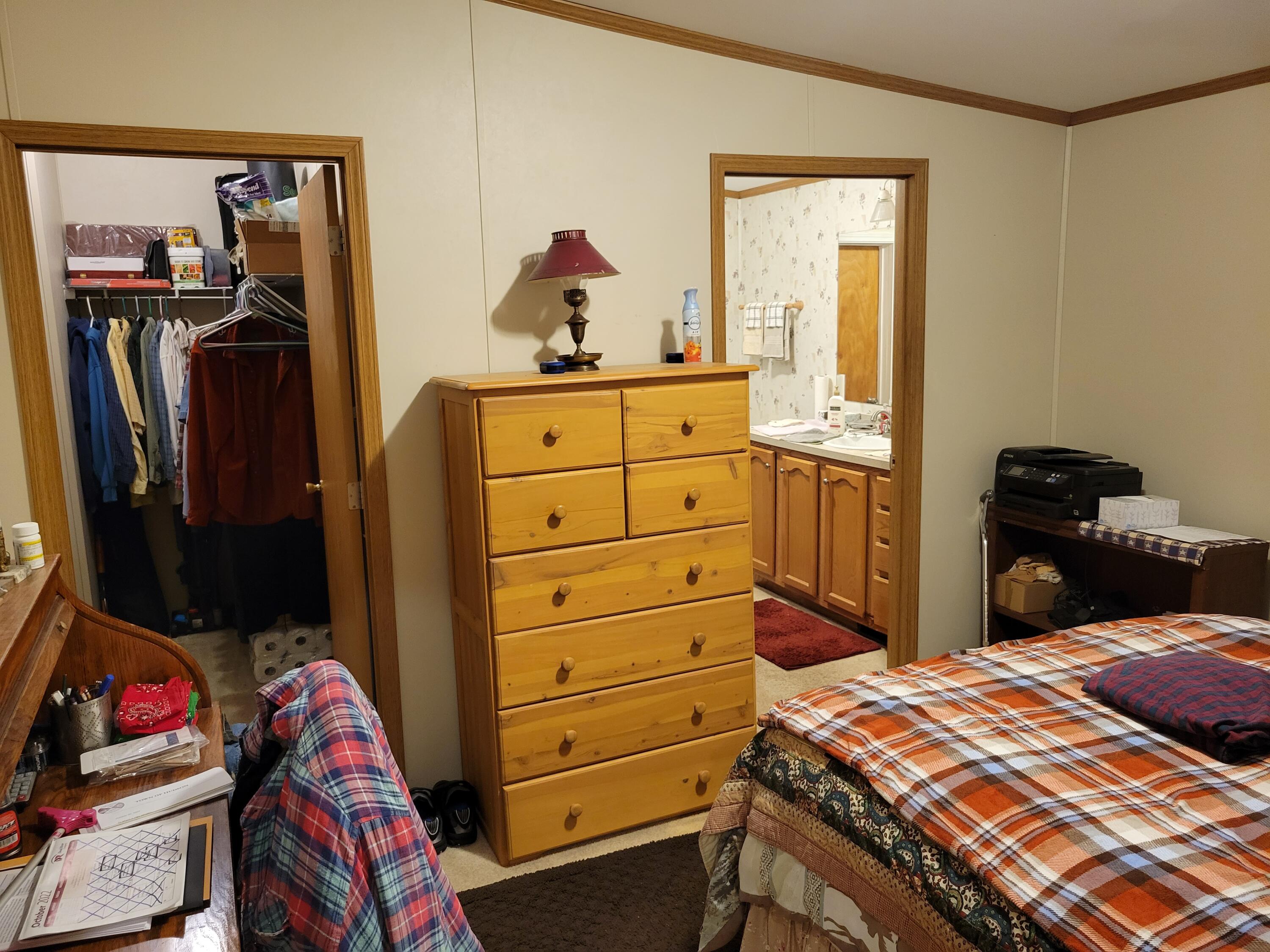 473 Darling Road Hudson, ME 04449 - Photo 22 of 37 20221028_173626