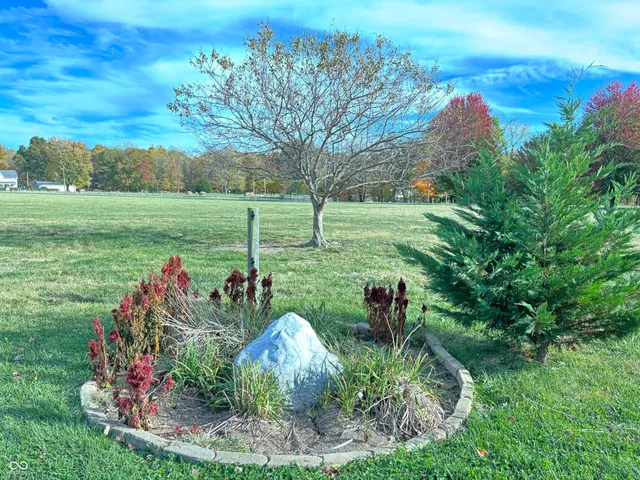 $375,000 | 7710 East 720th Street South, Carbon, IN 47837