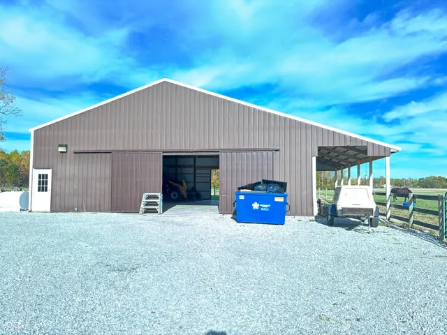 $375,000 | 7710 East 720th Street South, Carbon, IN 47837