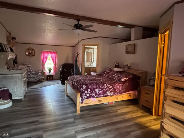 $365,000 | 7710 East 720th Street South, Carbon, IN 47837