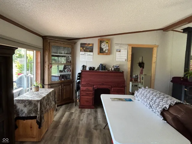 $375,000 | 7710 East 720th Street South, Carbon, IN 47837