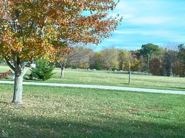 $375,000 | 7710 East 720th Street South, Carbon, IN 47837