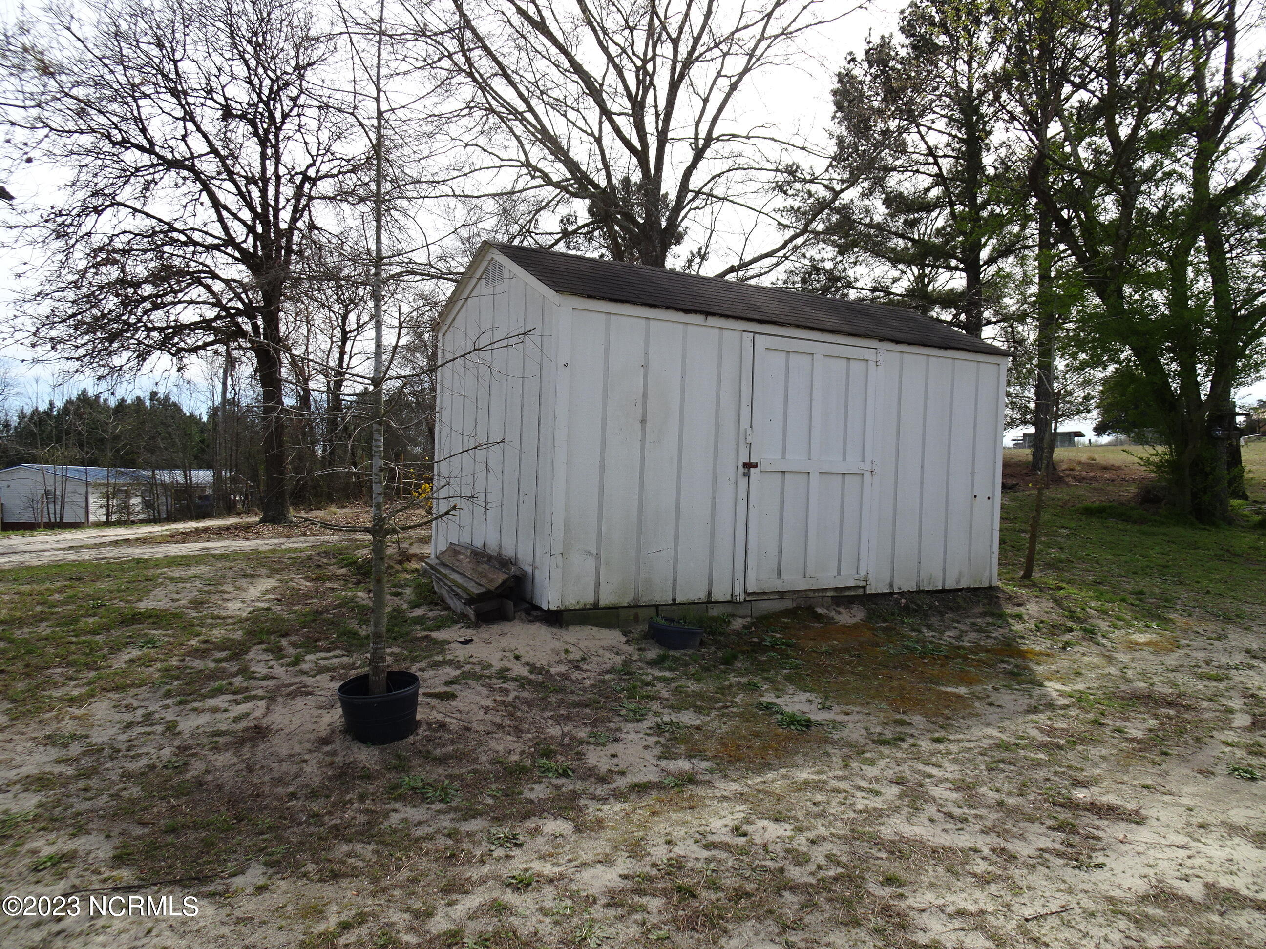 645 Thurlow Lake Road Carthage, NC 28327 - Photo 6 of 22 DSC03209