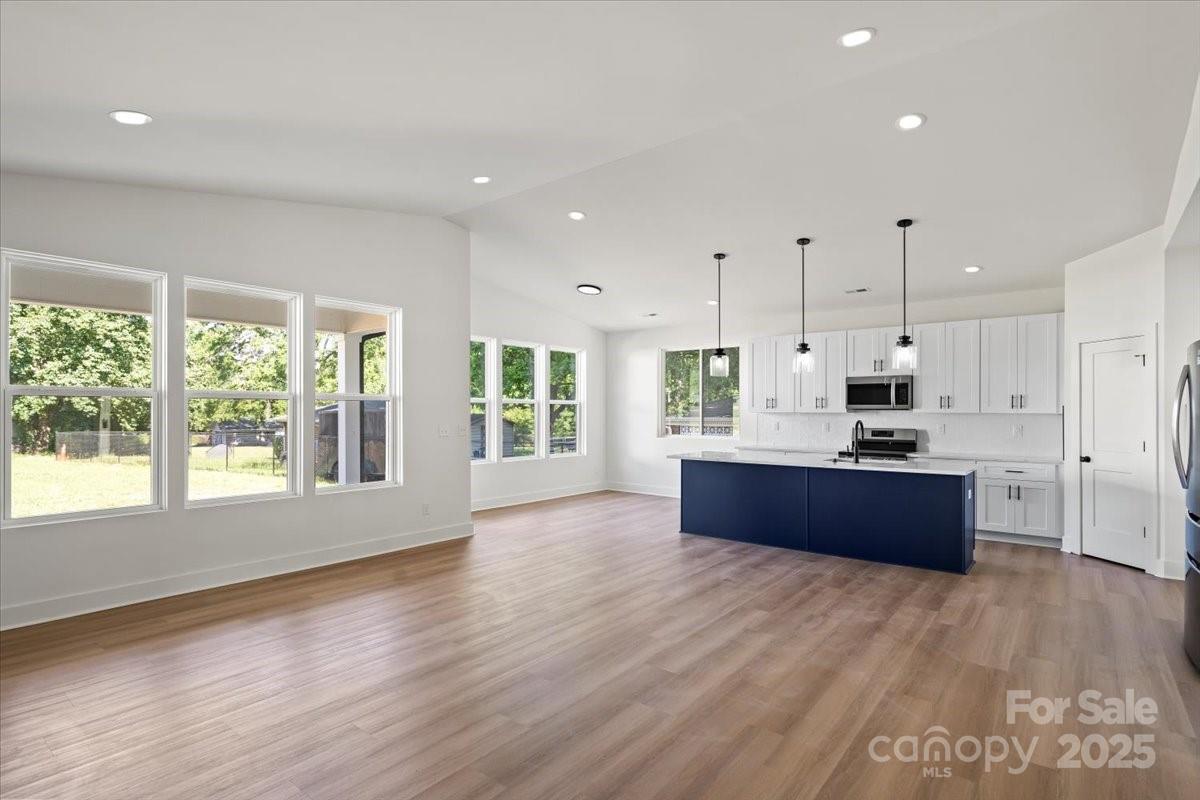 8632 Cedarbrook Drive Charlotte, NC 28215 - Photo 11 of 28