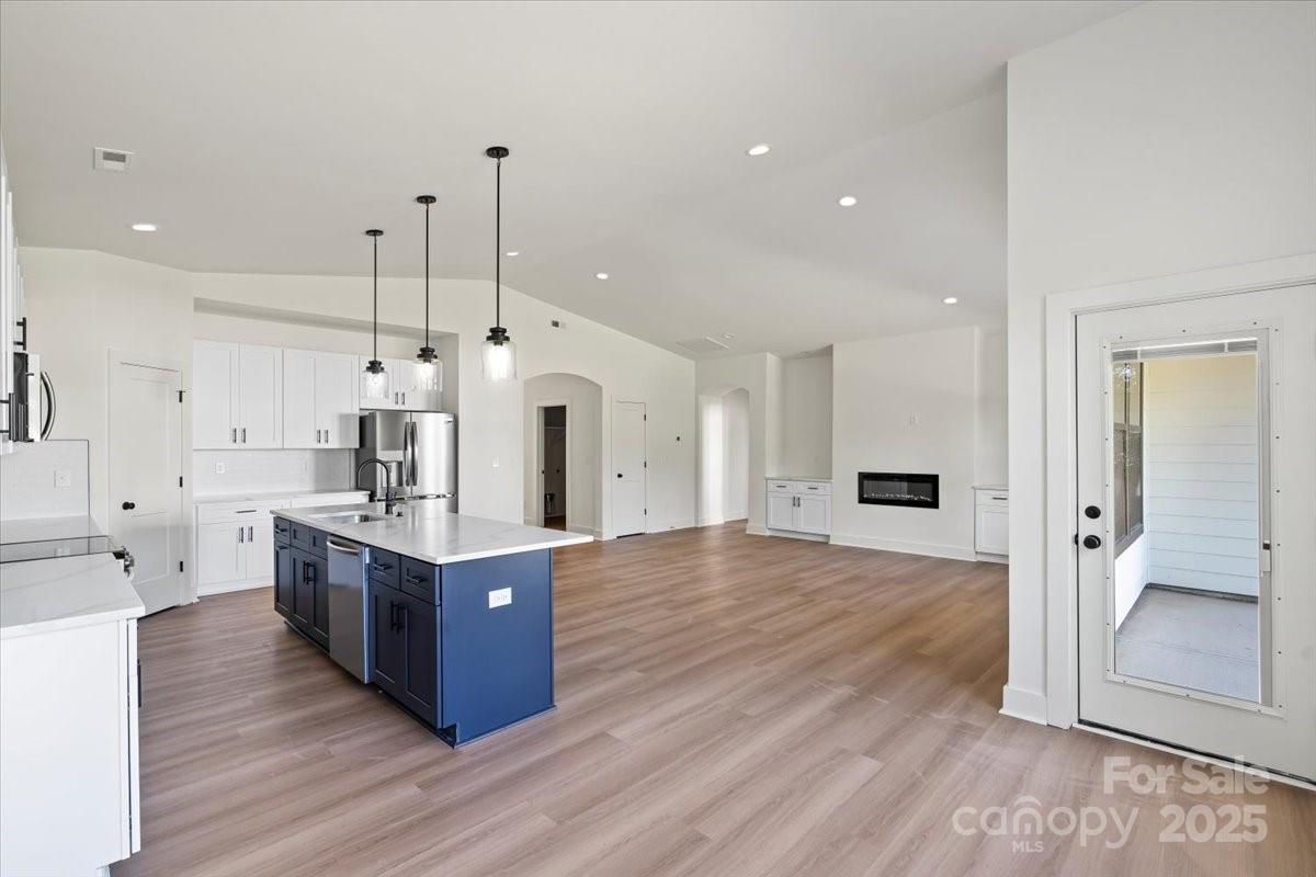 8632 Cedarbrook Drive Charlotte, NC 28215 - Photo 15 of 28