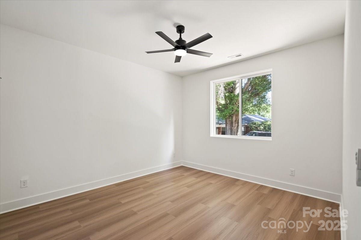 8632 Cedarbrook Drive Charlotte, NC 28215 - Photo 19 of 28