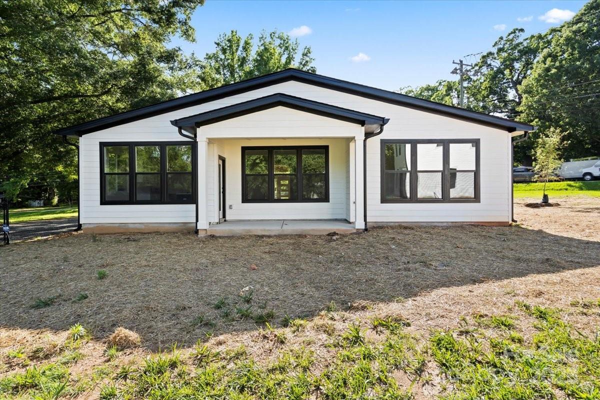 8632 Cedarbrook Drive Charlotte, NC 28215 - Photo 27 of 28