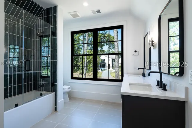 $4,695,000 | 33 Lupine Road, Bluffton, SC 29910