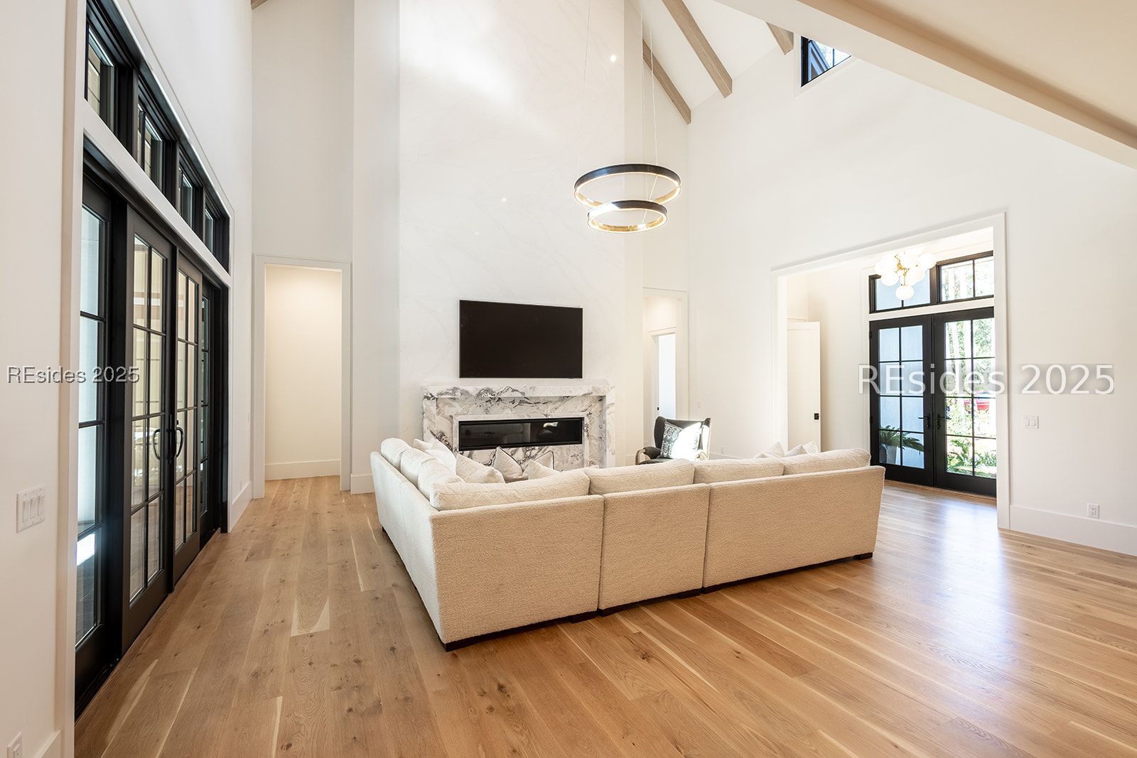 33 Lupine Road Bluffton, SC 29910 - Photo 3 of 52