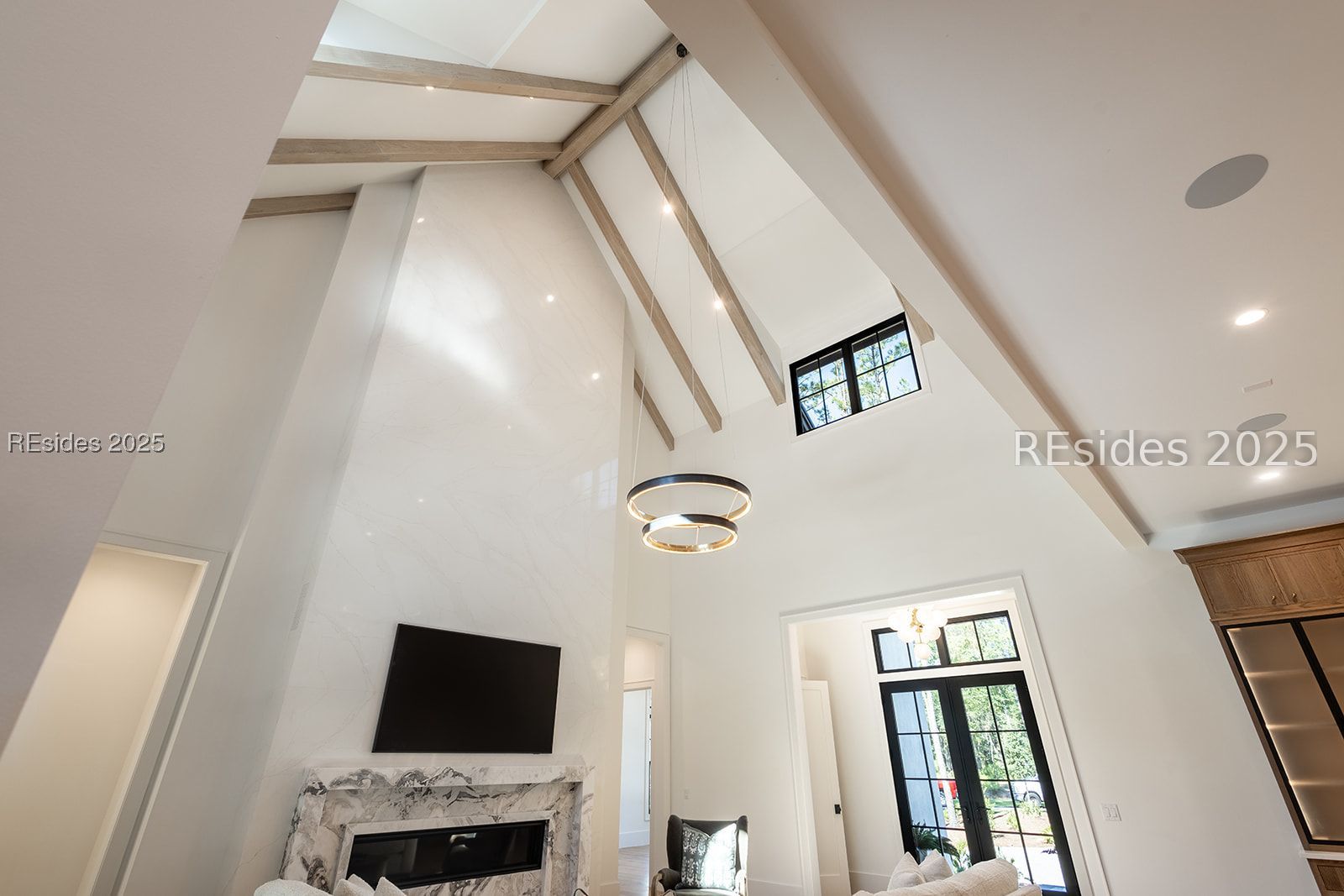 33 Lupine Road Bluffton, SC 29910 - Photo 4 of 52