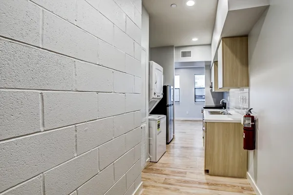 $1,075 | 3113 St Charles Street, Unit 230, Houston, TX 77004