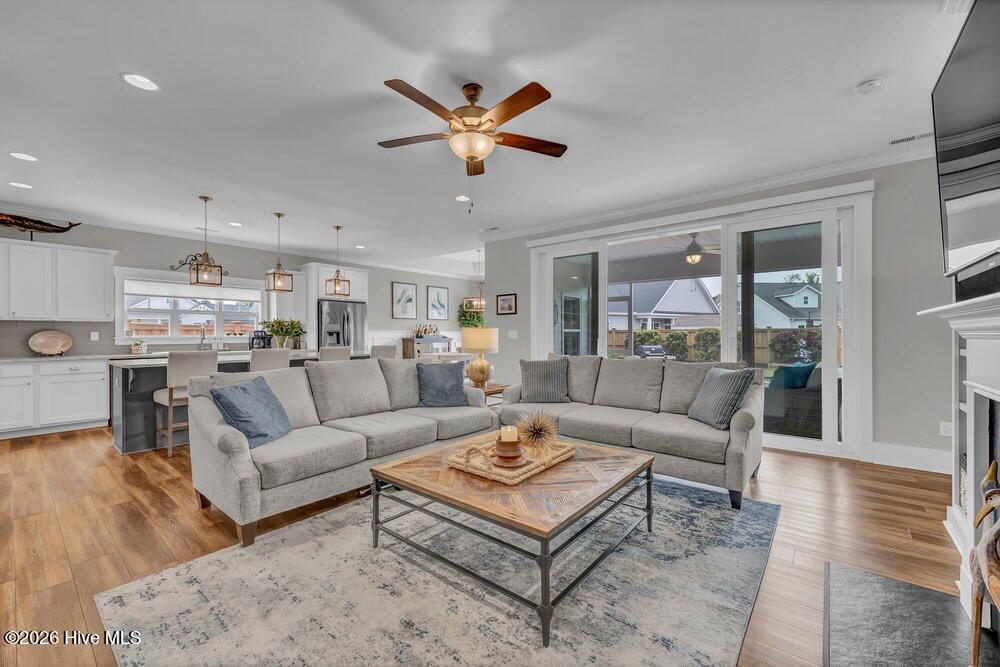1020 Annadale Lane Wilmington, NC 28409 - Photo 10 of 41 Living Room