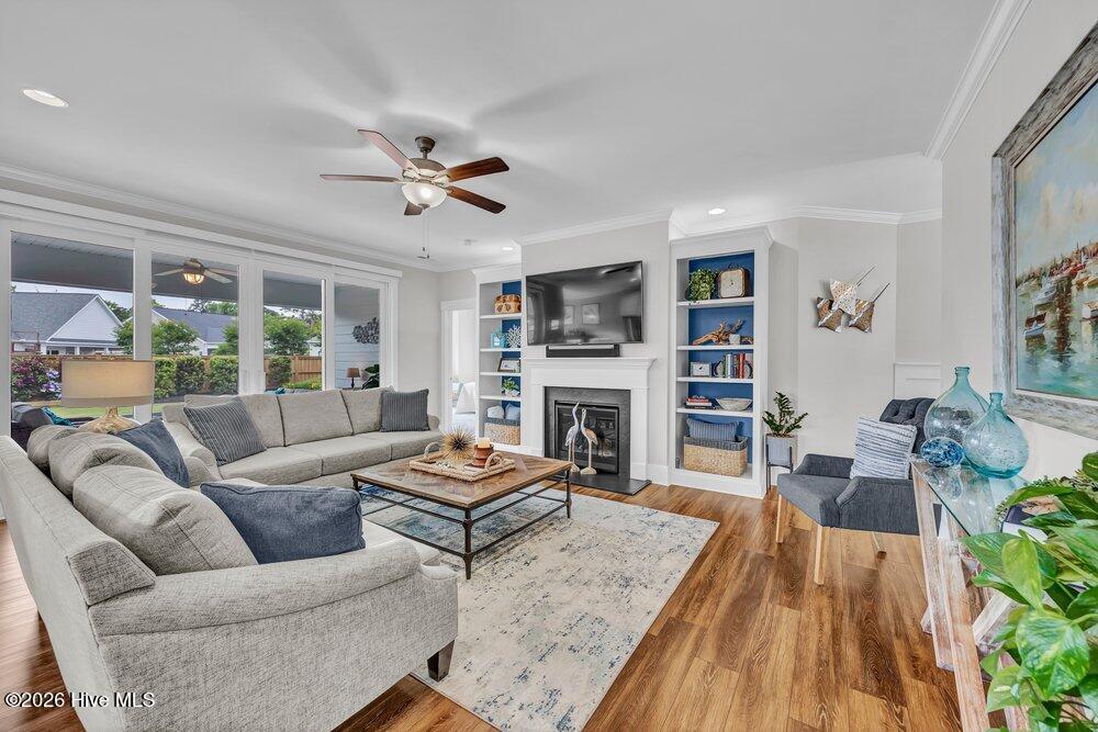 1020 Annadale Lane Wilmington, NC 28409 - Photo 6 of 41 Living Room