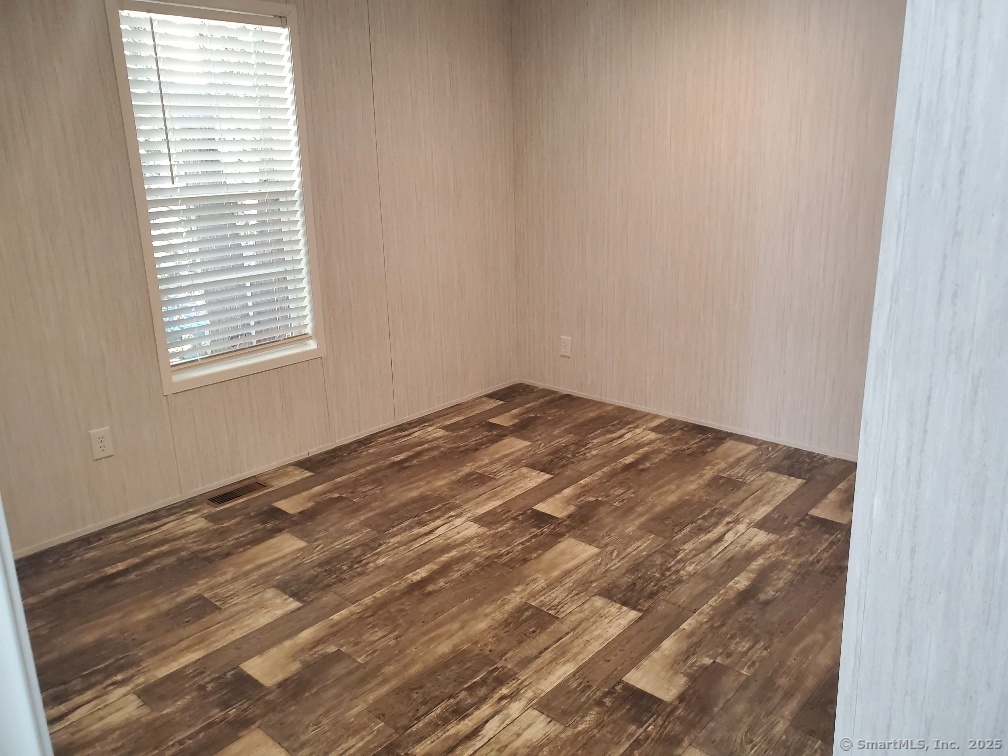 270 Boston Post Road, Unit 22 Waterford, CT 06385 - Photo 9 of 15