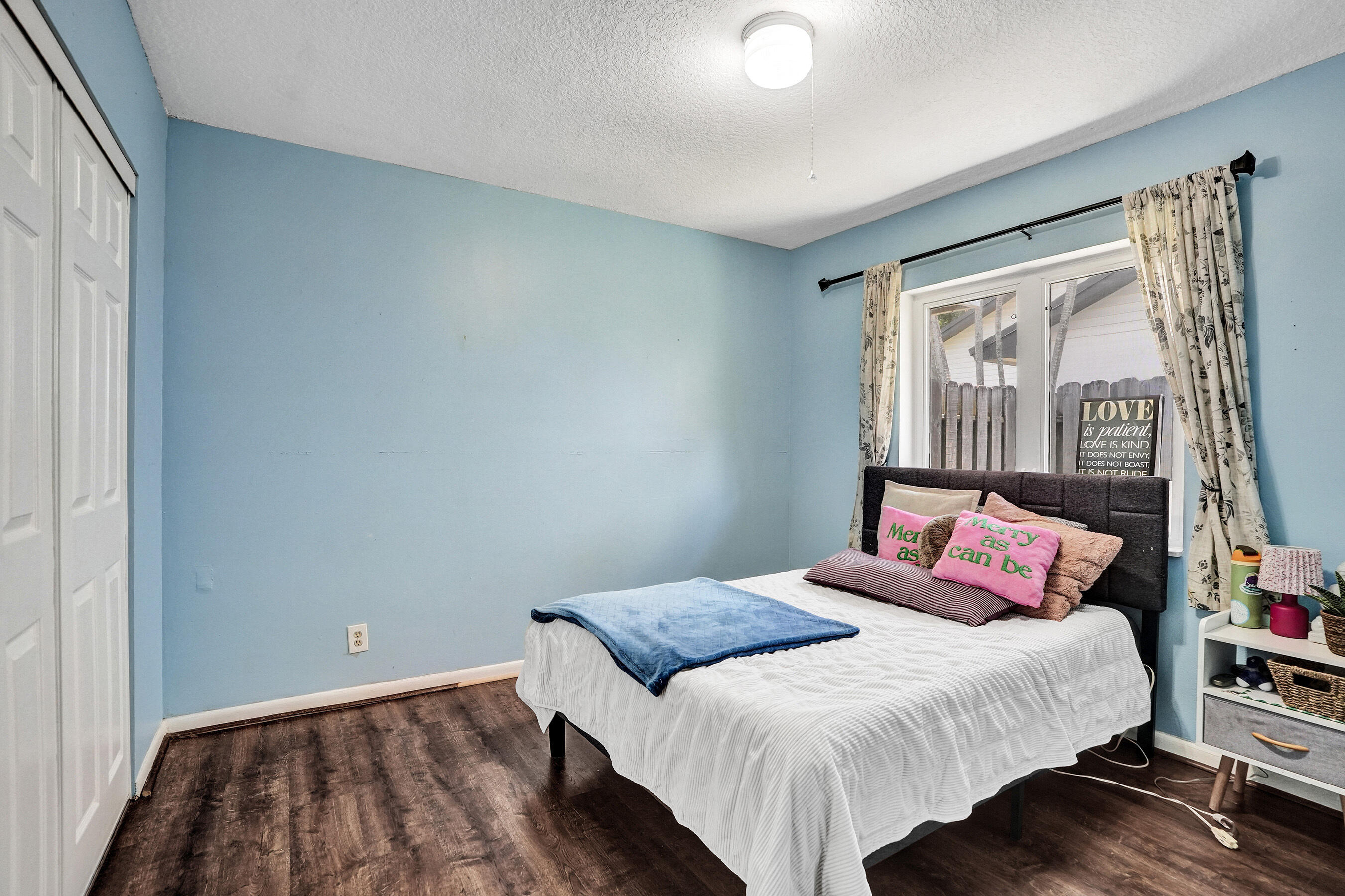 8340 Southwest 41st Street Davie, FL 33328 - Photo 9 of 18 DSC04763
