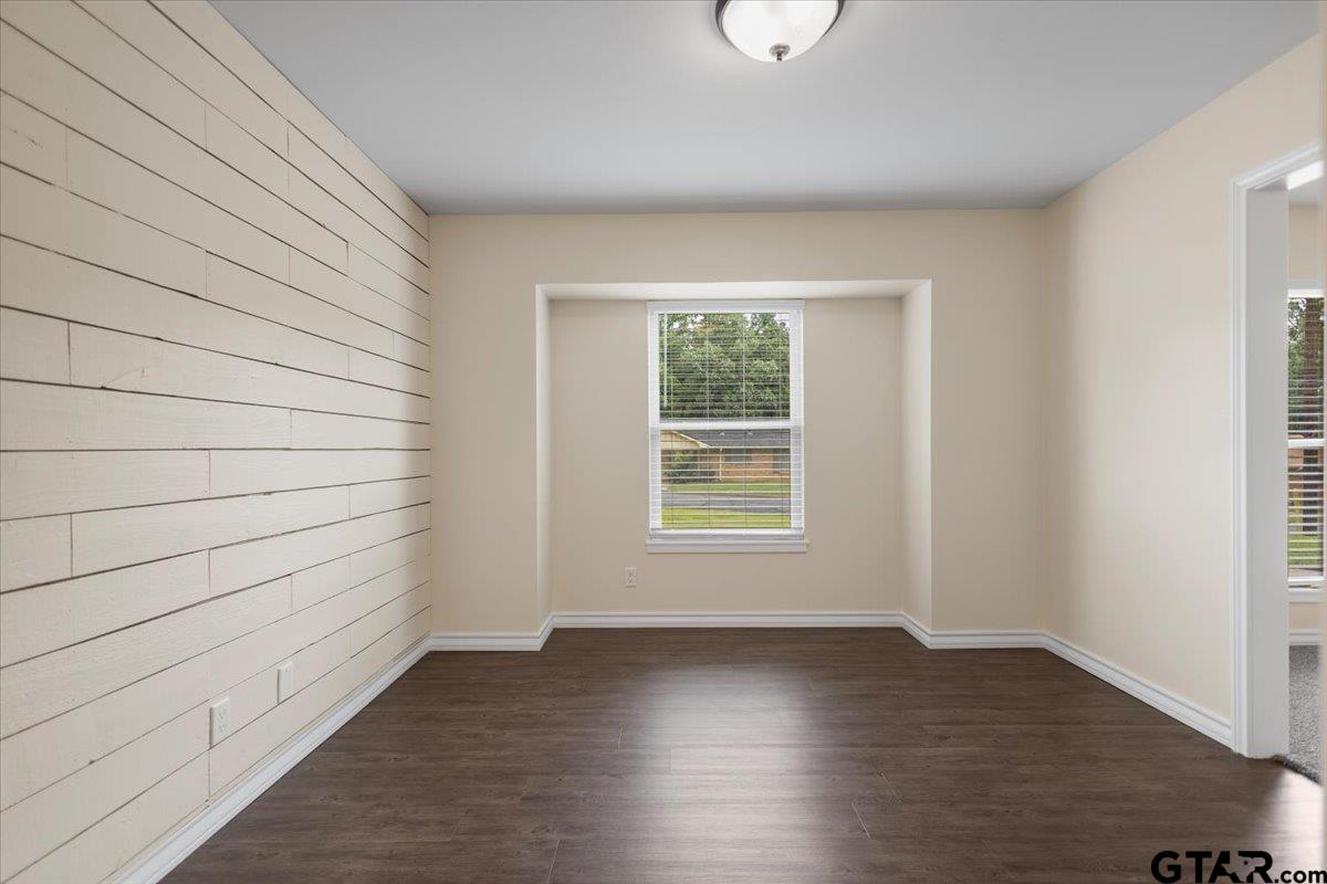 2033 Neeley Street Tyler, TX 75701 - Photo 22 of 46