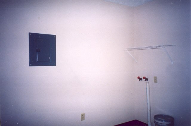 6306 East Piccadilly Road Muncie, IN 47303 - Photo 7 of 8 Gallery Image 7