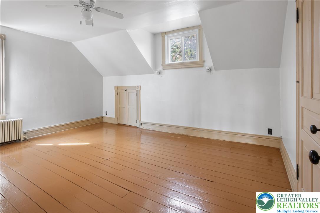 325 West Center Street Nazareth, PA 18064 - Photo 28 of 44