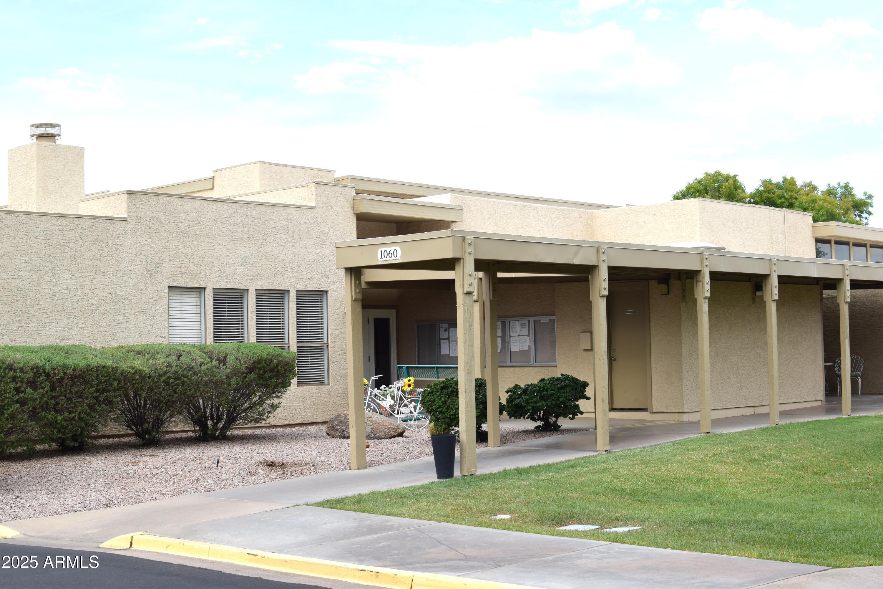 1021 South Greenfield Road, Unit 1106 Mesa, AZ 85206 - Photo 22 of 36 Clubhouse