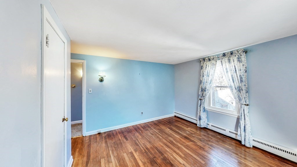 34 Kerry Drive Springfield, MA 01118 - Photo 7 of 18 Gallery Image 7