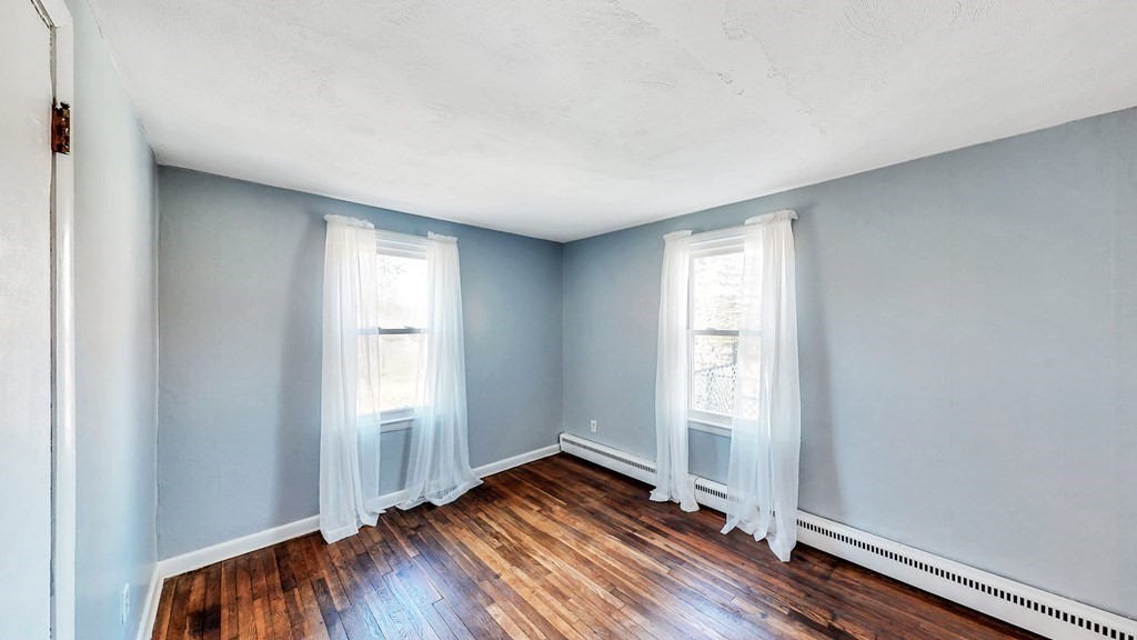 34 Kerry Drive Springfield, MA 01118 - Photo 8 of 18 Gallery Image 8