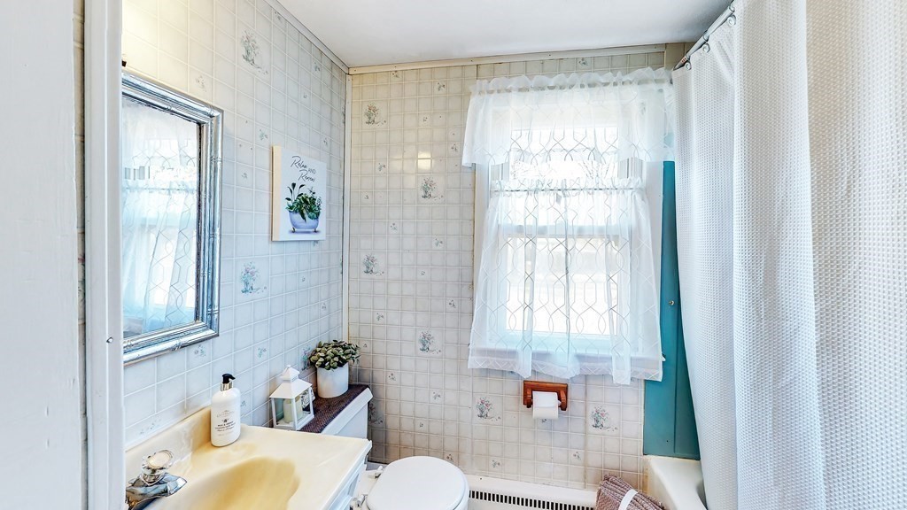 34 Kerry Drive Springfield, MA 01118 - Photo 10 of 18 Gallery Image 10