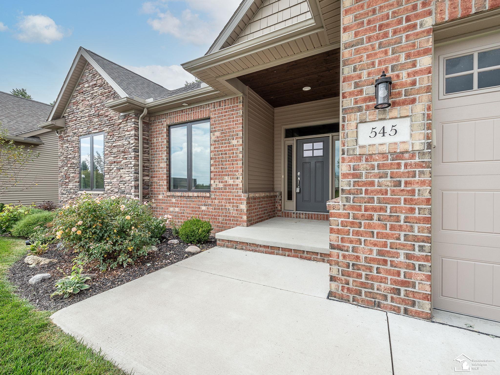 545 Rose Crest Monroe, MI 48162 - Photo 36 of 44