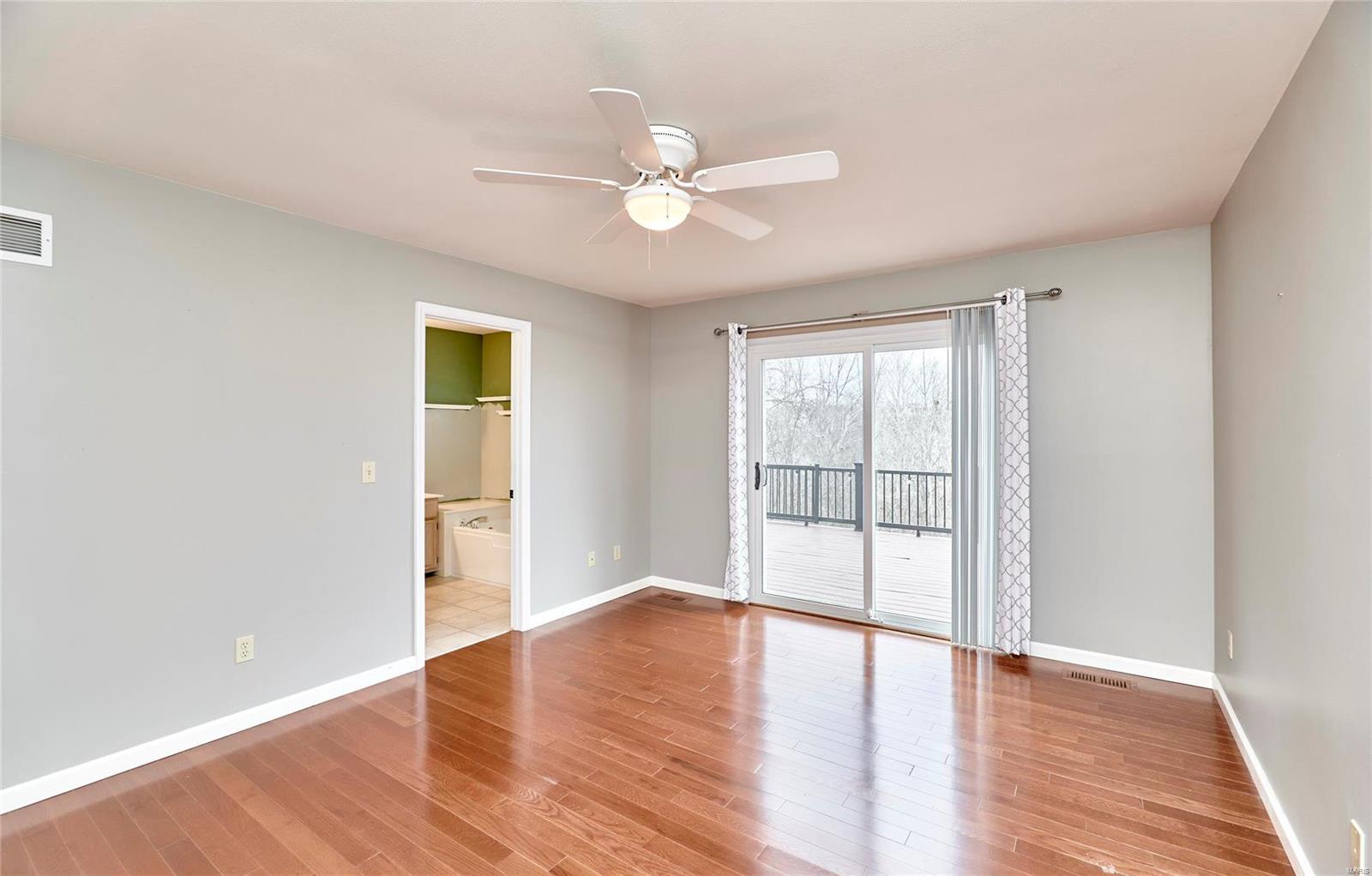 1526 Glenn Brooke Woods Circle Ballwin, MO 63021 - Photo 12 of 40