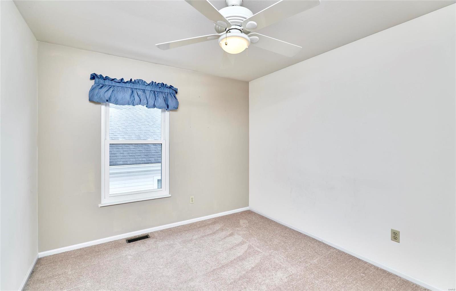 1526 Glenn Brooke Woods Circle Ballwin, MO 63021 - Photo 20 of 40