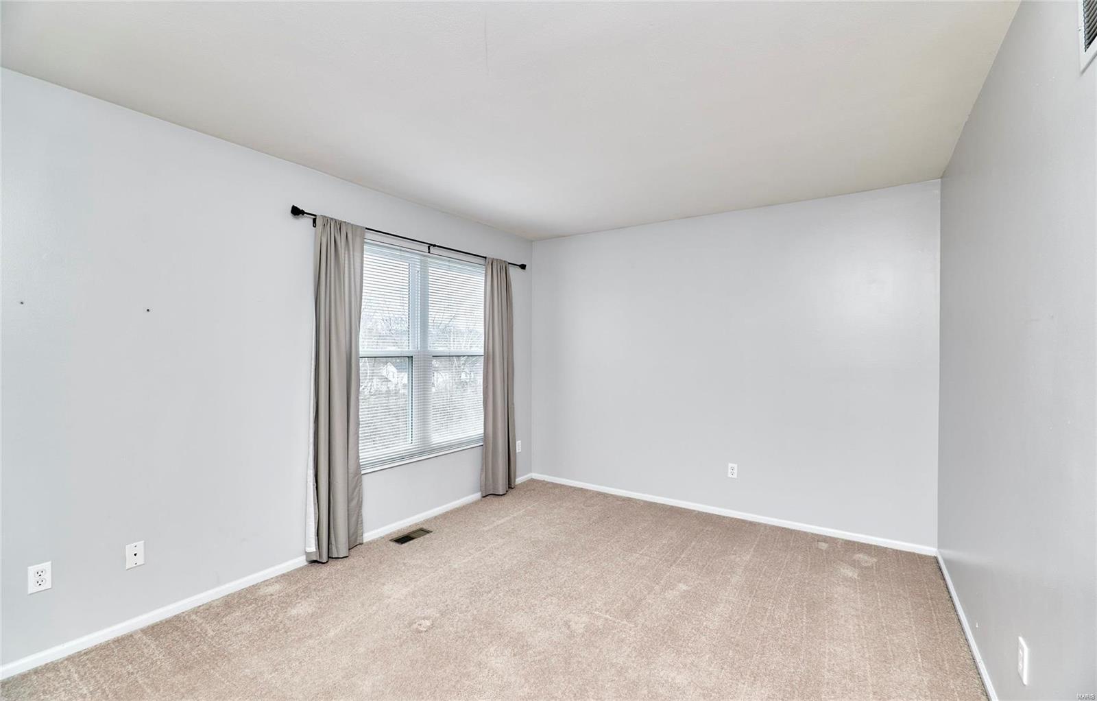 1526 Glenn Brooke Woods Circle Ballwin, MO 63021 - Photo 24 of 40